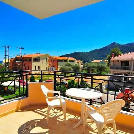 Room In Studio - Hotel Georgia - Beautiful Room In Golden Beach In Thassos Island 招待所 克里斯阿穆迪亚