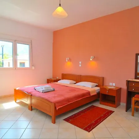 Room In Studio - Hotel Georgia - Beautiful Room In Golden Beach In Thassos Island 克里斯阿穆迪亚